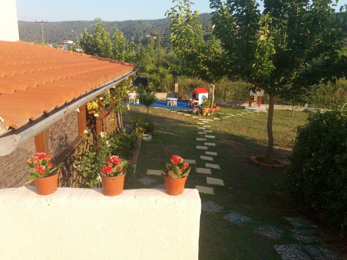 Athina Vourvourou Apartments Exterior photo